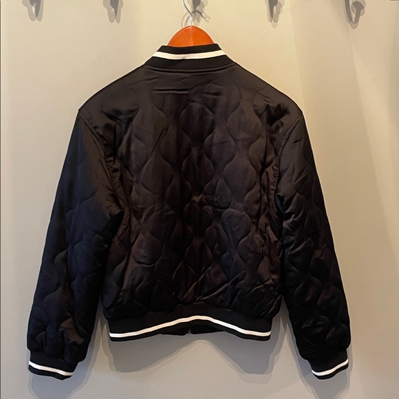 Modern Supply by Sanctuary Black Quilted Bomber Jacket Size Small - Picture 5 of 11